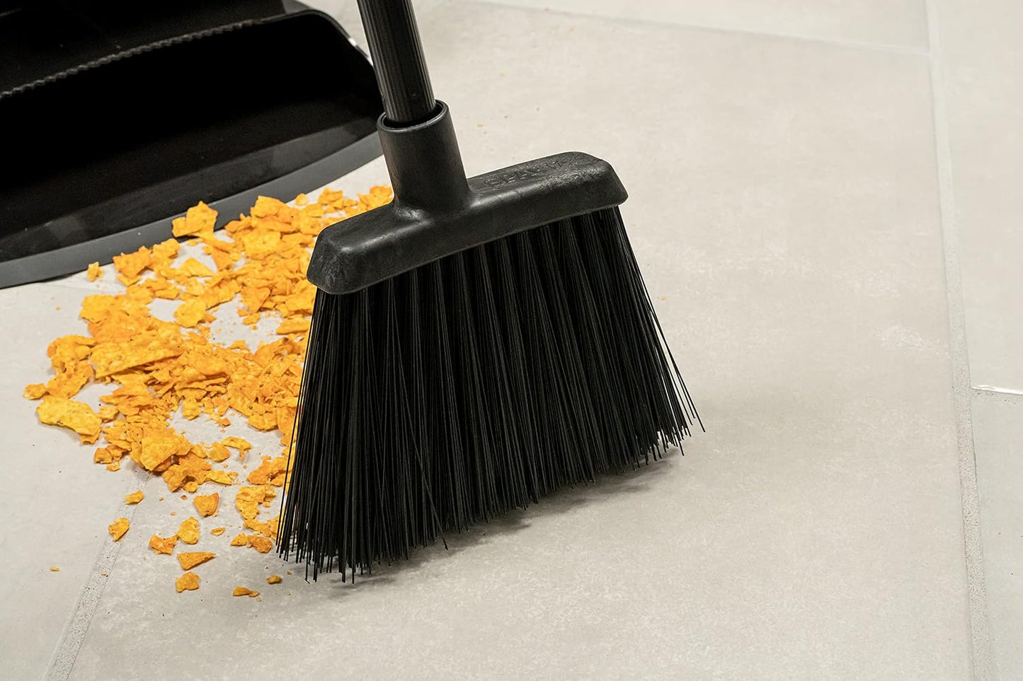 Carlisle FoodService Products 4686003 Duo-Sweep Plastic Small Debris Lobby Broom with Handle, 30 Inches, Black