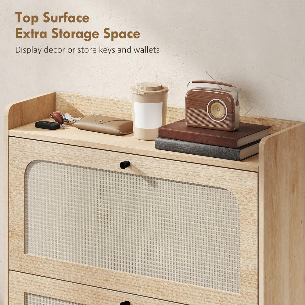 HOMCOM Shoe Cabinet with 2 Flip Drawers and Rattan Doors for Hallway, Oak