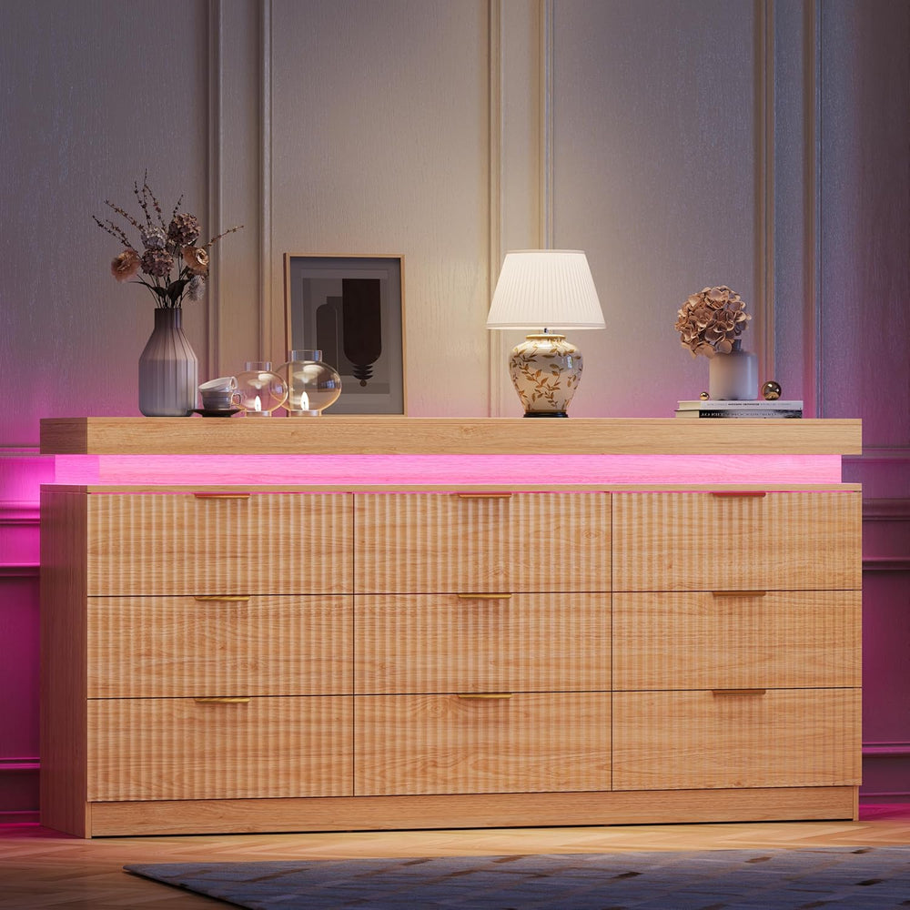 Fluted 9 Drawer Dresser LED Lights & Charging Station, Natural Oak