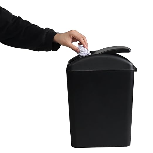 3-Pack 4.5 Gallon Plastic Trash Can - Image 4