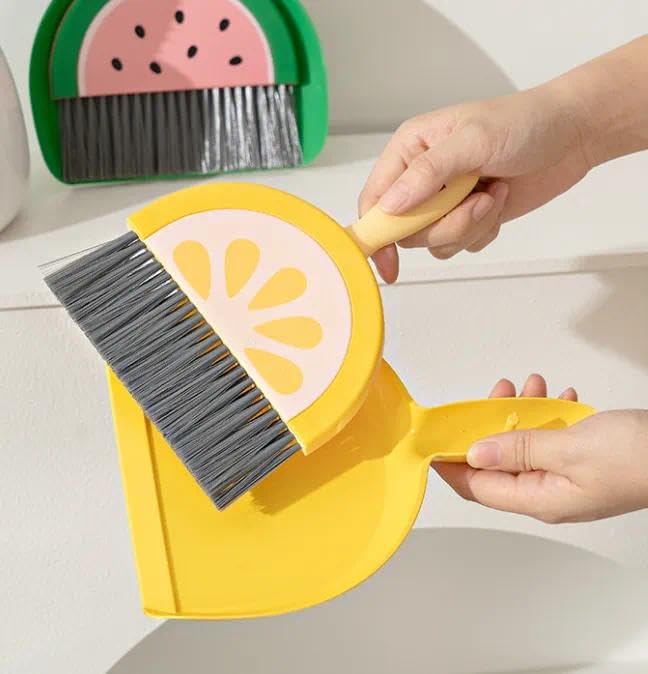 1 Set Colorful Mini Mop and Dustpan Set,Compact for Desk & Table Cleaning - Ideal ForBedroom, Bathroom, Kitchen, Living Room - Fun(Yellow)