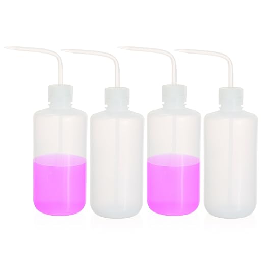 4 pcs of Plastic Squeeze Bottles, Lab Wash Bottle Squeeze Vol.1000ml 33.8oz by LabvidaScientificCoLtd