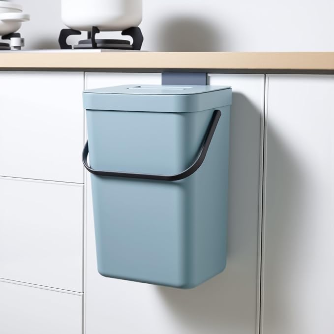 Kitchen Compost Bin by MONGTINGLU