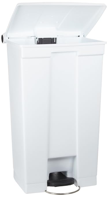 Rubbermaid Commercial Products Step-On Trash Can by RubbermaidCommercialProducts