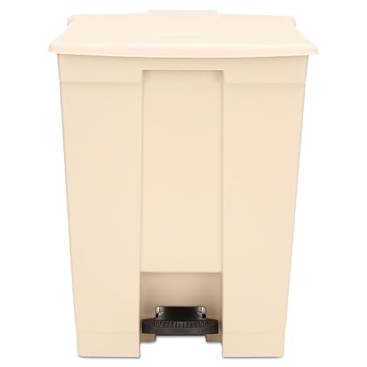 Rubbermaid Commercial Products Step-On Lid Trash Can, Hands-Free Sanitary Use by RubbermaidCommercialProducts