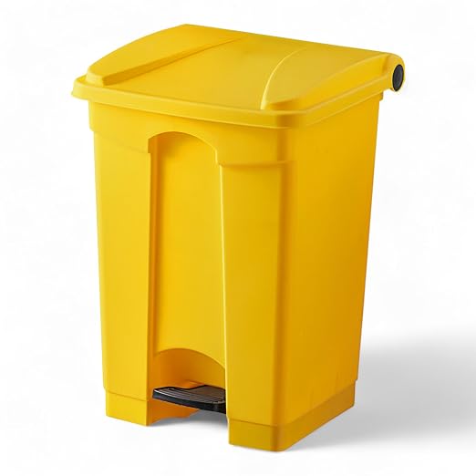 PRO&Family Step-On Trash Can by PRO%26Family