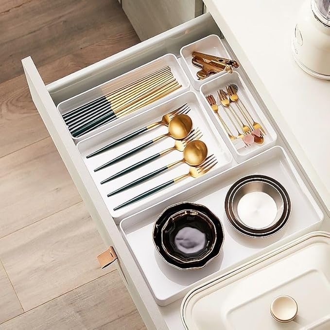RAUVOLFIA Plastic Stackable Office Desk Drawer Organizers, Small Makeup Vanity - Image 5