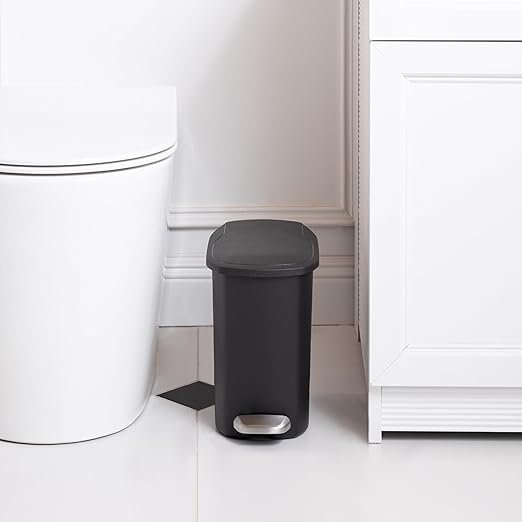 Amazon Basics Compact Plastic Bathroom Trash Can - Image 8