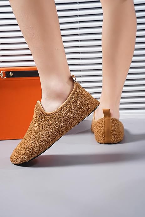 QZKDM Lightweight Slip on Grip Indoor House Slippers Barefoot Non Slip Home - Image 3