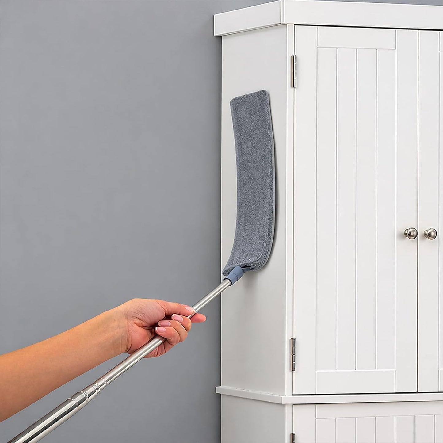 Retractable Gap Dust Cleaner with Extension Pole, Cleaning Tools with 3 Microfiber Dusting Cloths, Extendable Long Handle Duster for Cleaning Under Refrigerator Furniture Appliance