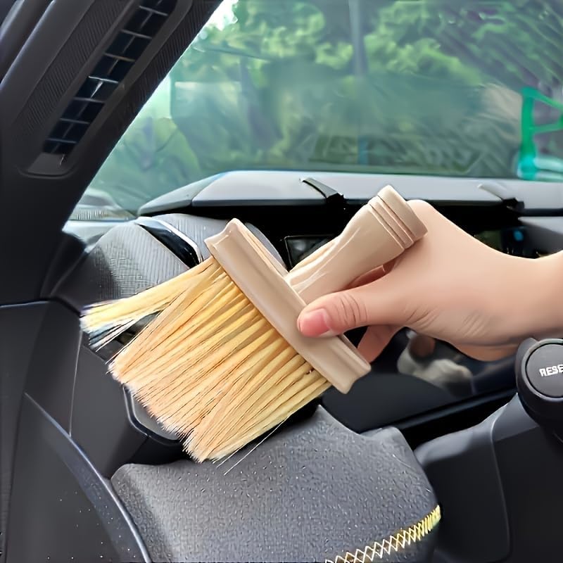 A Versatile Manual Dusting Brush Suitable for Living Rooms, Bedrooms, Car Interiors, and Windowsills - a Plastic Household Cleaning Tool that Requires No Electricity