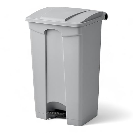 PRO&Family Step-On Trash Can by PRO%26Family