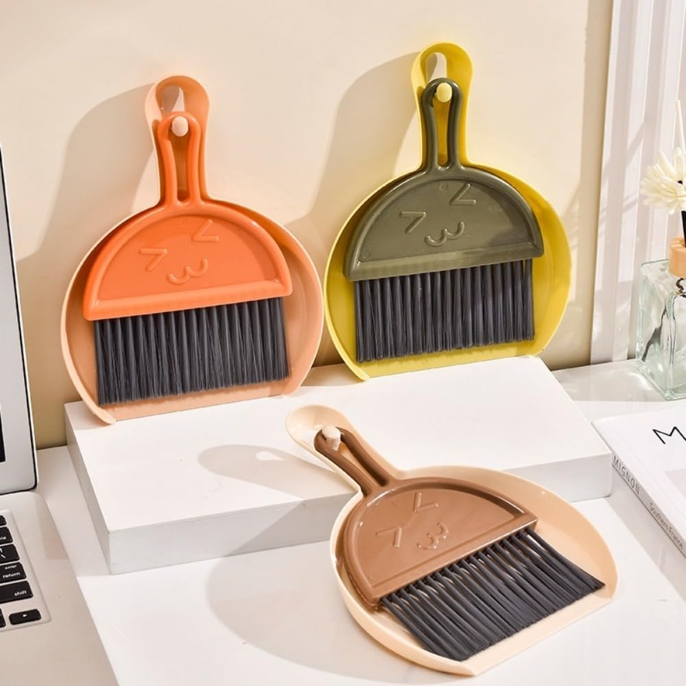 1Pcs Coffee Color Set Small Broom and Dustpan Set, Dust Pan and Brush Set, Mini Plastic Sweep Kit for Desktop & Keyboard Cleaning