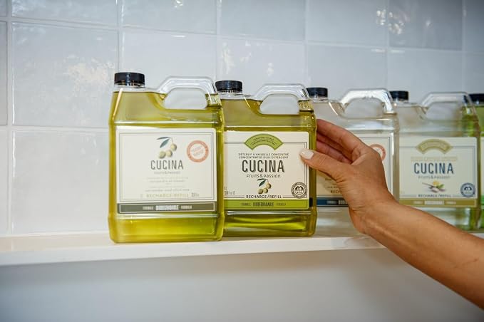Cucina Fruits & Passion Hand Soap Refill – 1 Liter Coriander and Olive Tree – - Image 3