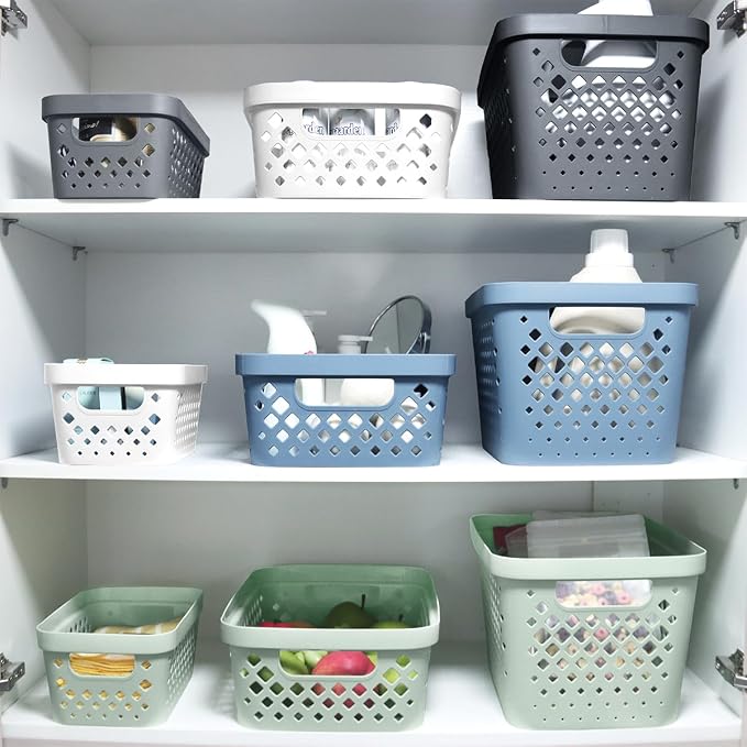 Glad Plastic Baskets for Organizing, Linen Closet, and Bathroom | Nesting Shelf - Image 3
