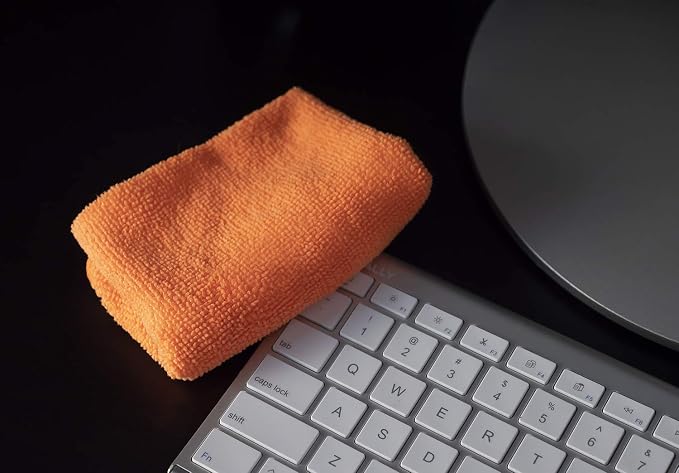 Tricol Clean Certified Recycled Microfiber Cleaning Cloths, Made from Plastic - Image 4