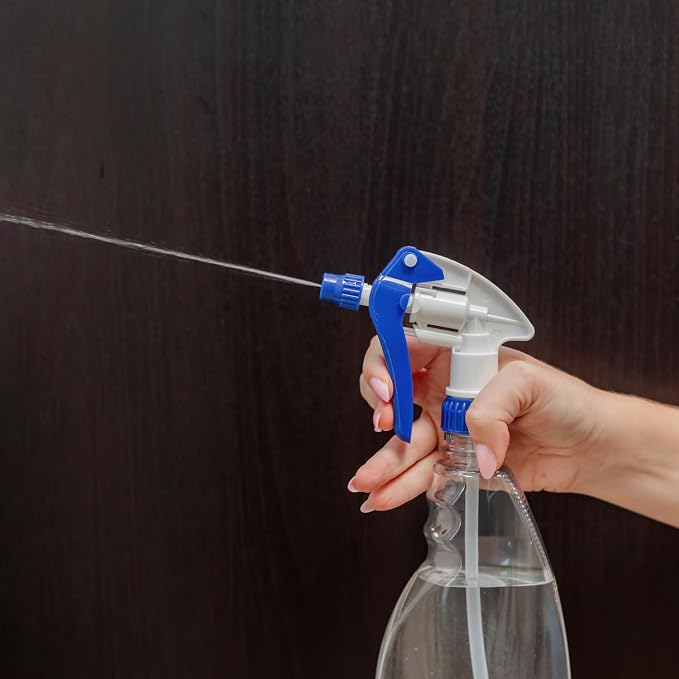 Heluva Green Heavy Duty 24oz Clear Plastic Spray Bottles - Image 3
