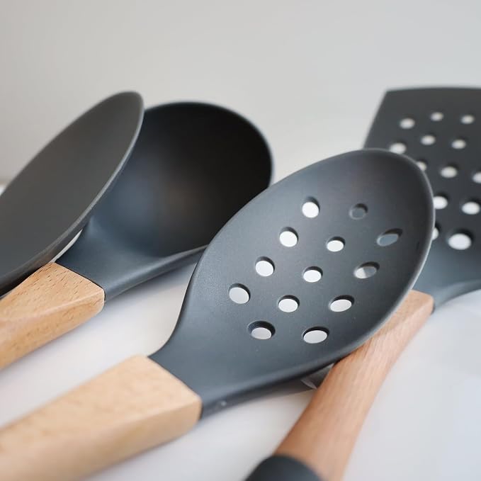 Beille 5pc Dark Grey Nylon Wooden Kitchen Utensils - Image 4