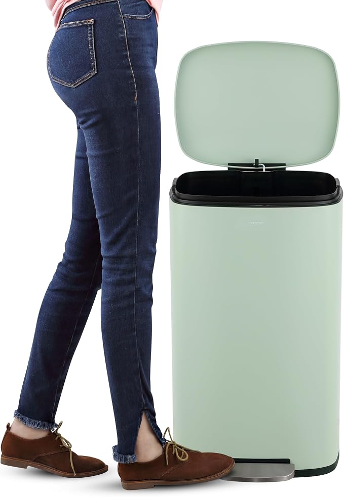 happimess HPM1011H Curtis 8-Gallon Step-Open Trash Can, Fingerprint Resistant - Image 6