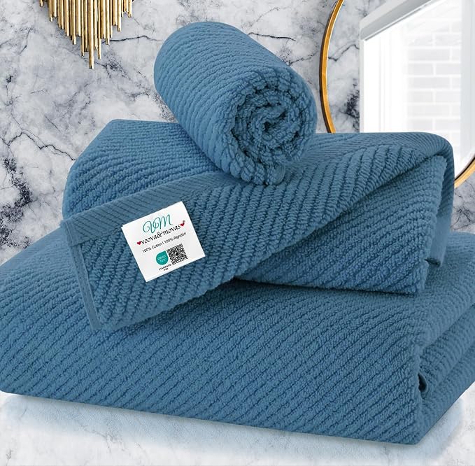 VOOVA & MOVAS Labrador Blue Towels by VOOVAMOVAS