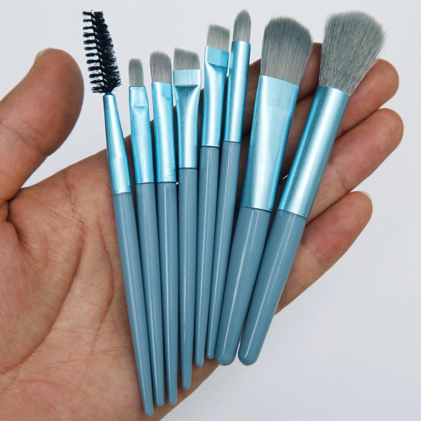 8 Pcs Exquisite Dusting Brush Kit, Soft Fibers Small Dust Brushes, Feather Duster, Cleaning Brush Perfect for Models, Craf, Collectibles, Computers, Digital Devices, Car Interior, Musical Instruments
