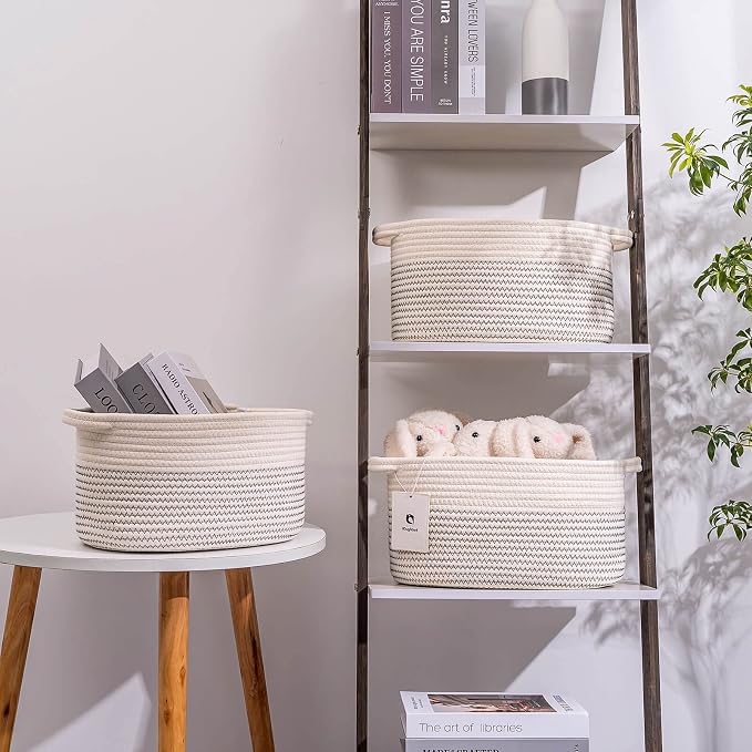 Medium and Large Woven Basket//With Handle, Used - Image 4