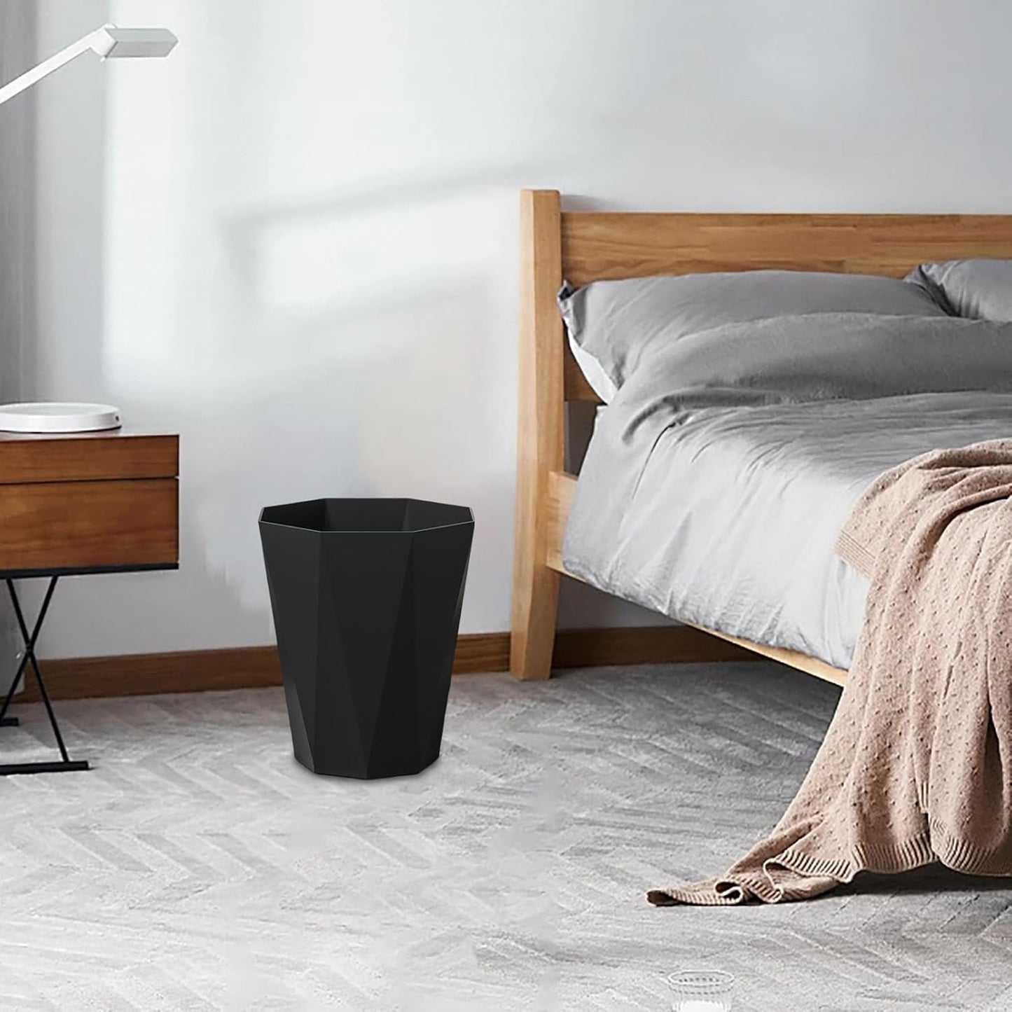 Mini Trash Can for Bedroom, Plastic Dorm Trash Can Wastebasket - Garbage Container Trash Organizer for Bathrooms Kitchens Offices (Black)