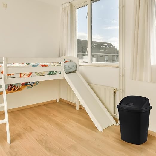 6 Gallon Plastic Garbage Cans - Image 4