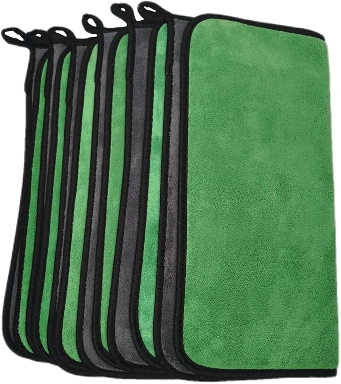 SOFTBATFY Ultrasoft, Thick and Quick Drying Car Microfiber Cleaning Towel - Image 2
