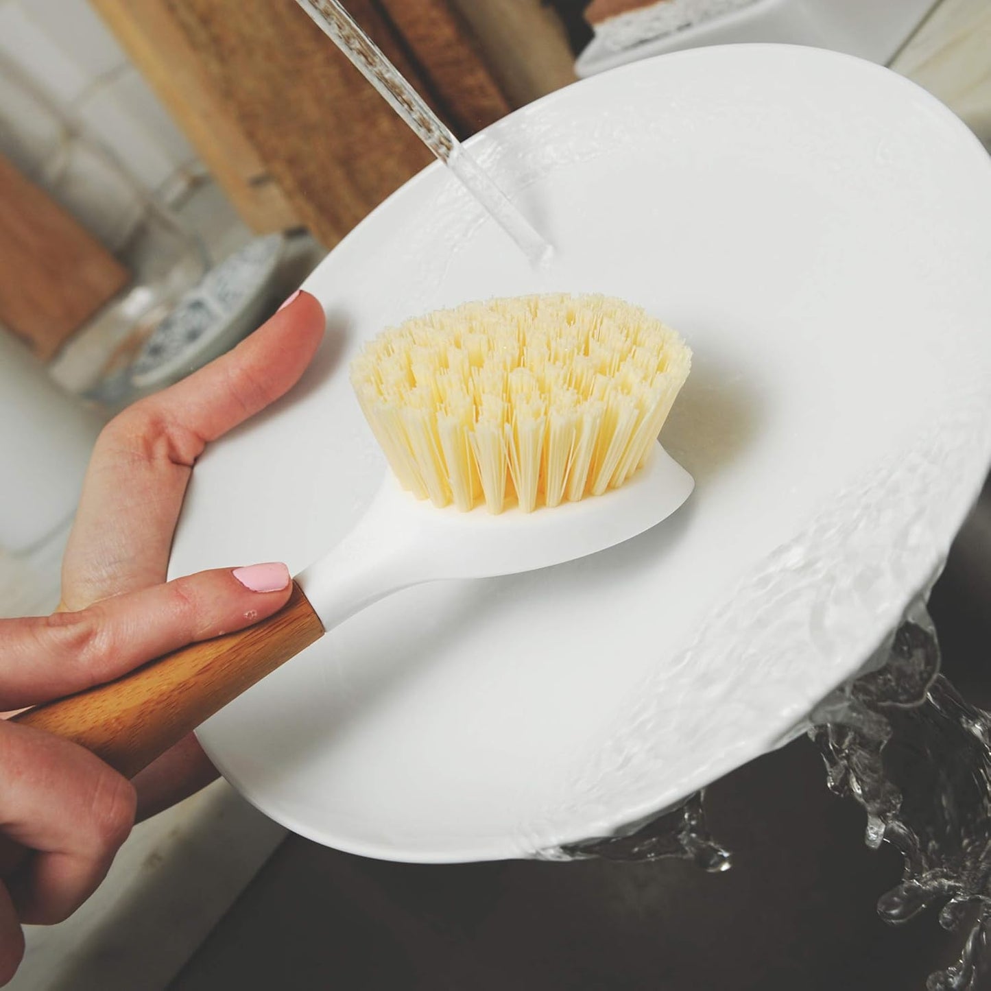 Full Circle Daily Dish Brush-Bamboo Handle Dish Brush–Sustainable Kitchen Cleaning with Tough Bristles-Natural Dish Scrubber,Nonstick & Cast Iron Cleaner-Long Handle Brush for Dishes,Pots,and Pans