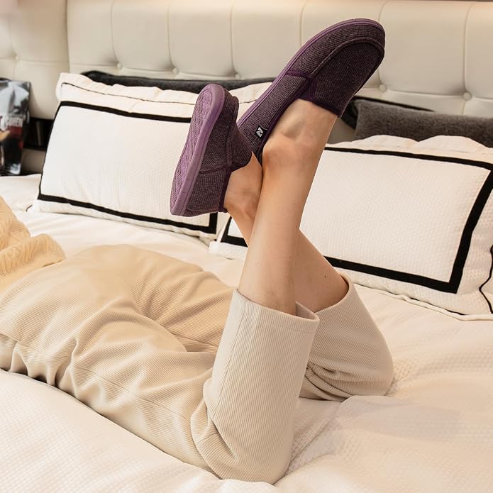 RockDove Women's Two-Tone Hoodback Slipper - Image 2