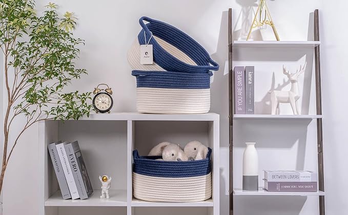 Medium and Large Woven Basket//With Handle, Used - Image 8
