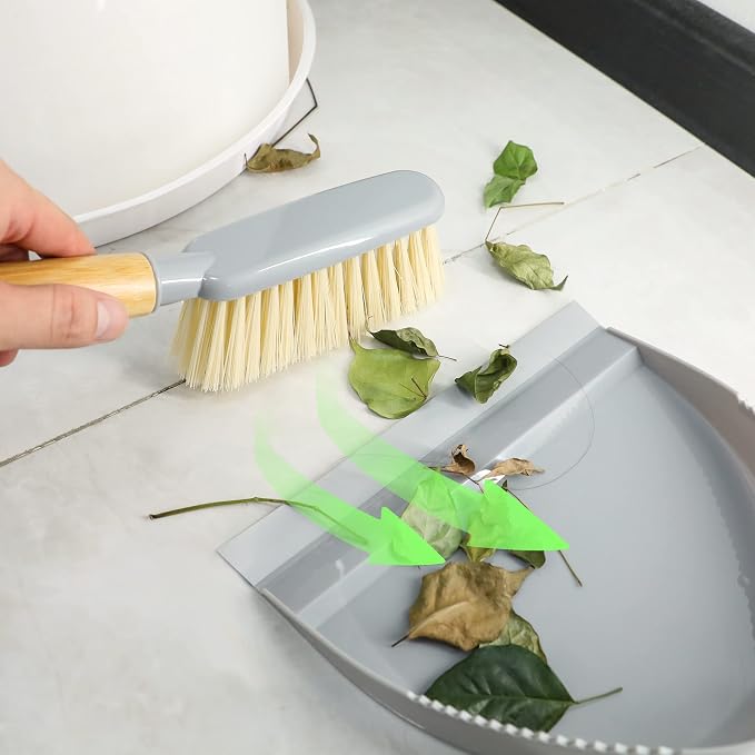 Small Dustpan and Brush Set - Image 3