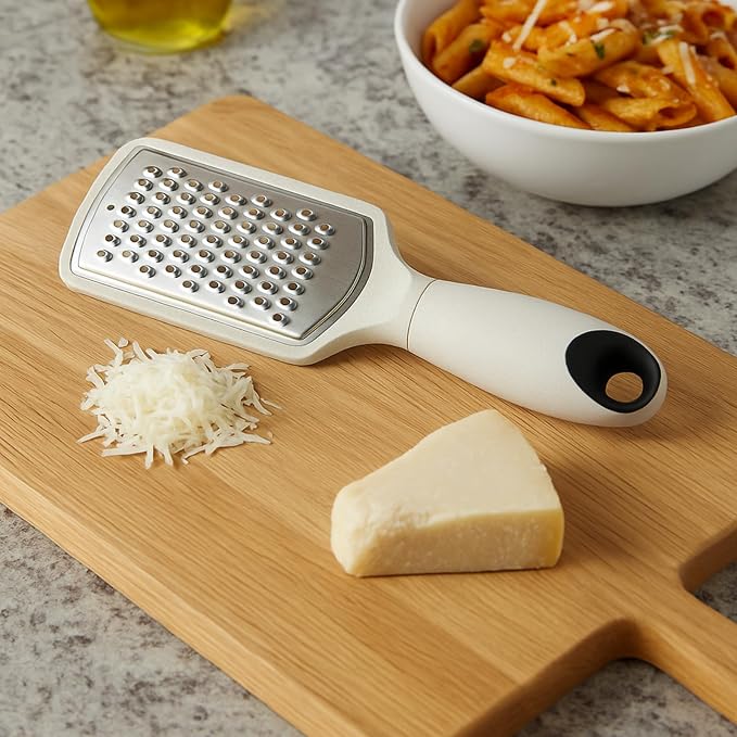 Beille 14pc Wheat Straw Kitchen Utensil Set Peeler Cutter Grater Spoons and Cups - Image 6