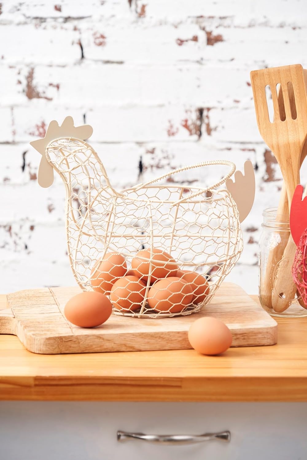 Tag 11.5 Antique White Farmhouse Rustic Vintage Chicken Wire Egg Basket With Handle For Egg Holder Fruit And Kitchen Living Room Home Rooster Decor Decoration Collecting And Countertop Storing Eggs