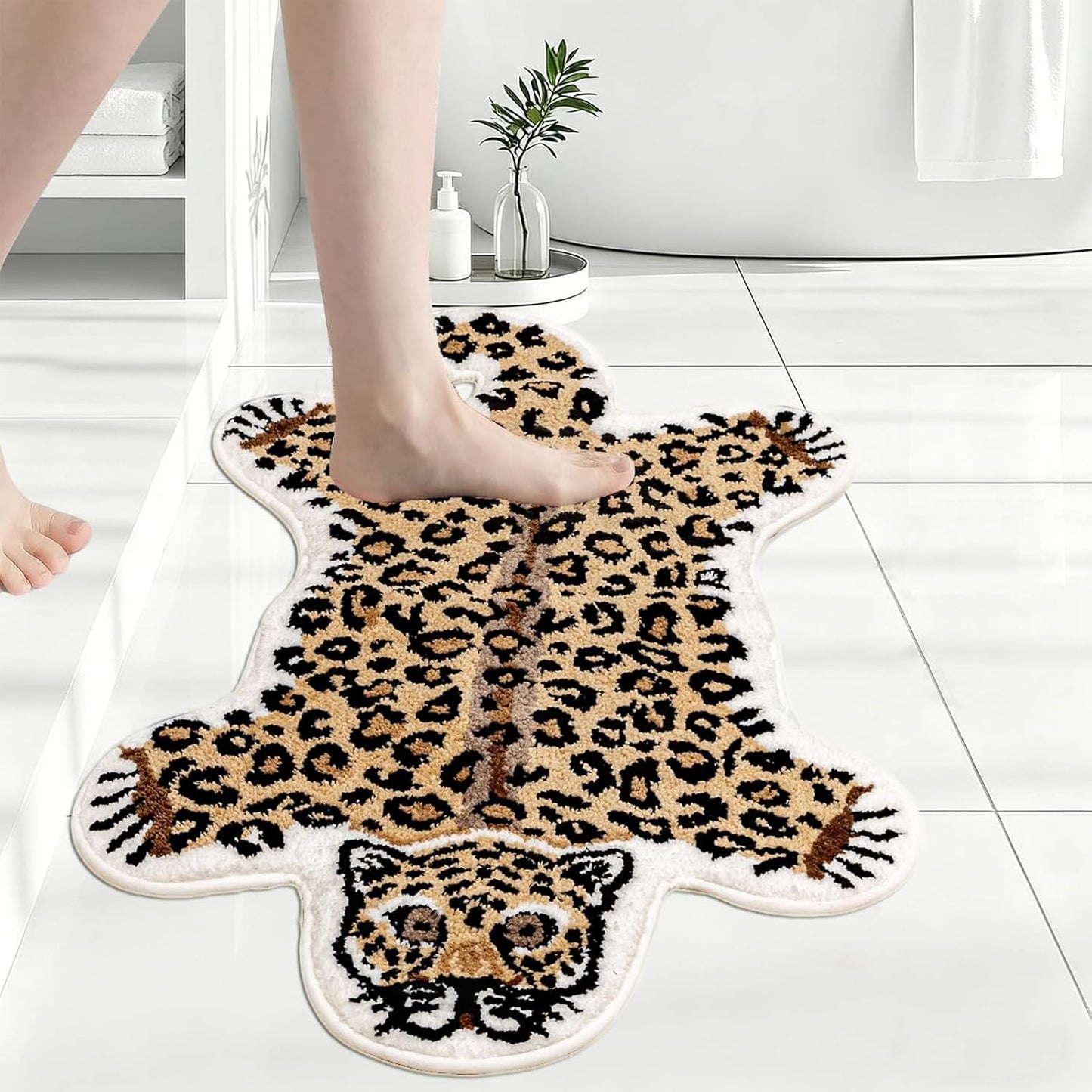 Seek4comfortable Brown Leopard Bath Mat for Bathroom, Cute Cheetah Shaped Rug Non Slip Animal Area Rugs Absorbent Bathtub Rug Washable Plush Shower Rugs, 24x40 Inch
