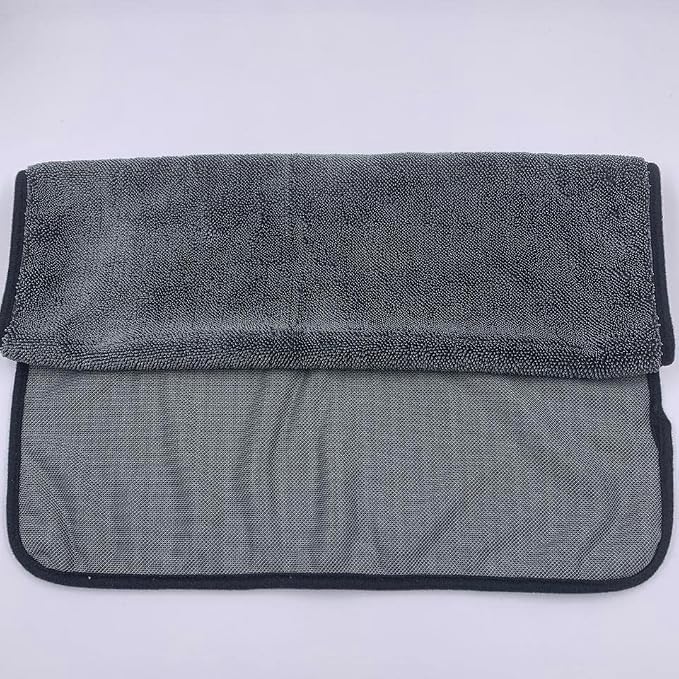 SOFTBATFY Great Very Absorbent Microfiber Car Drying Towel 36 x 24inches - Image 2