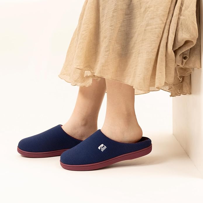 RockDove Women's Original Two-Tone Memory Foam Slipper - Image 5
