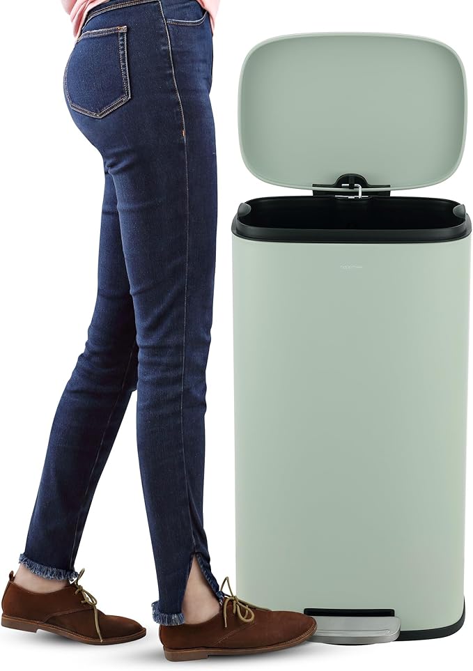 happimess HPM1006E Connor Rectangular 13-Gallon Trash Can - Image 6