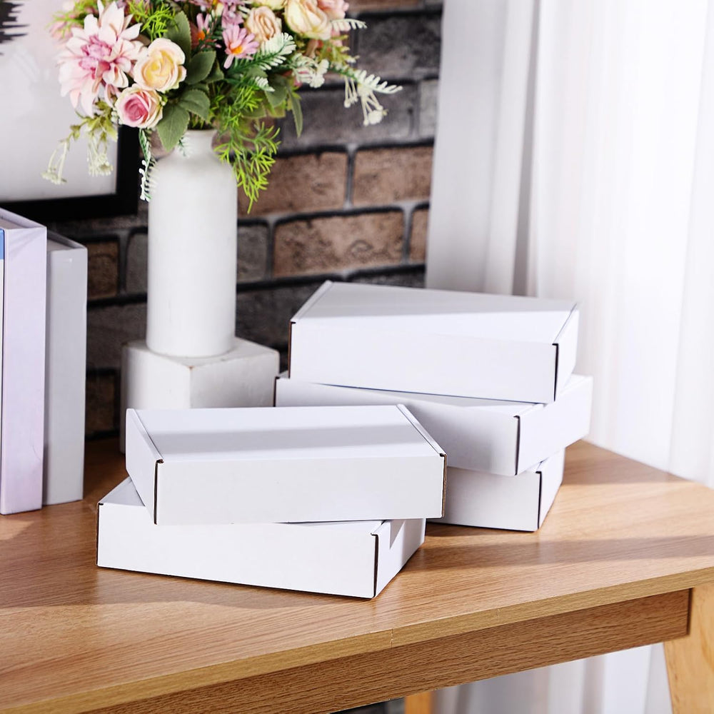 Qilery 200 Pcs 7.09 x 5.12 x 1.97 Inches Mailing Boxes White Mailer Boxes