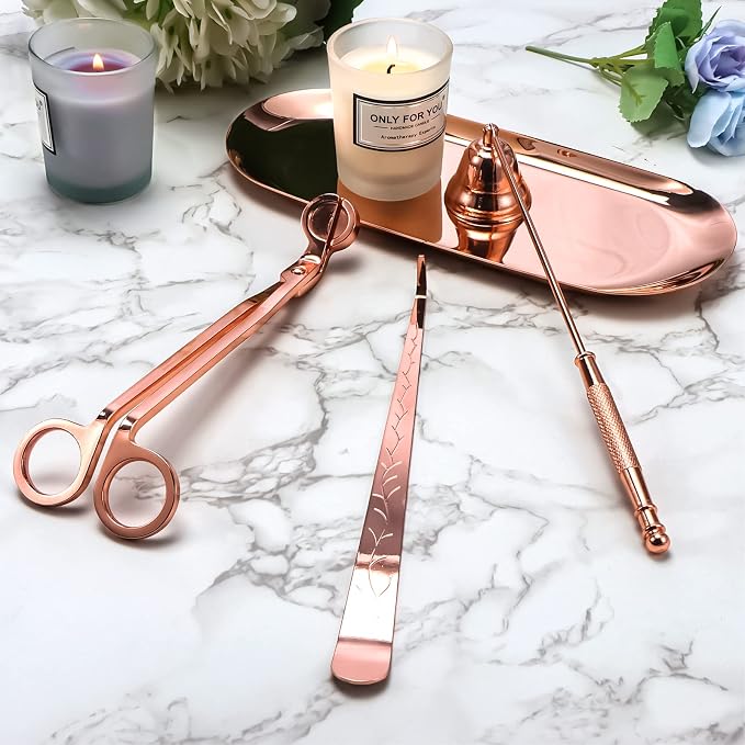 Lsnisni 4 in 1 Champagne Gold Candle Accessory Set - Image 7