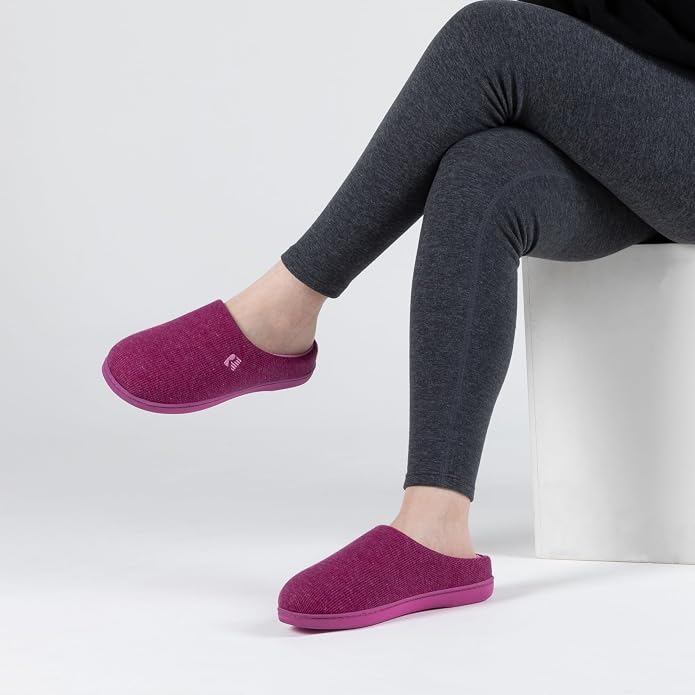 RockDove Women's Original Two-Tone Memory Foam Slipper - Image 5