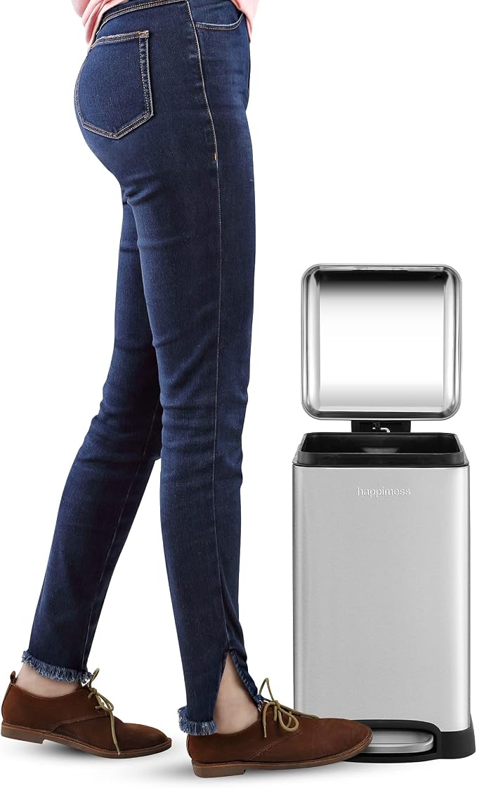 happimess HPM1012A Betty Retro Mini 3.2-Gallon Step-Open Trash Can - Image 3