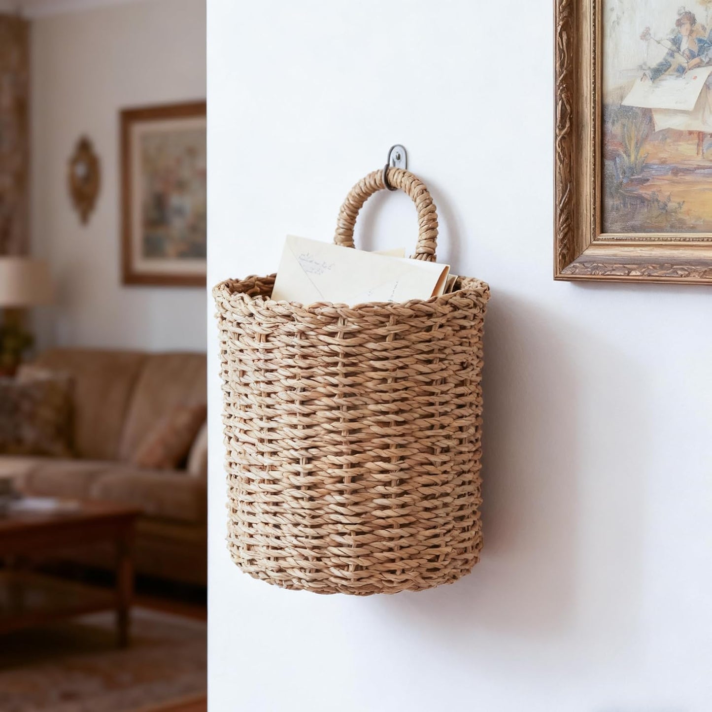 KINGWILLOW Seagrass Hanging front door decor Wall Basket | Handwoven Wall Mount Storage Basket for Bathroom Kitchen Entryway Living Room Lightweight Organizer for Small Plants Mail