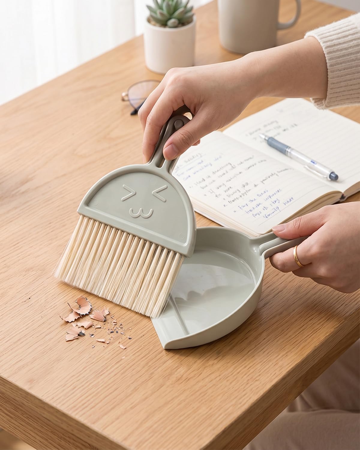 Mini Desktop Broom and Dustpan Set, Portable Table Cleaning Tool, Small Sweep Broom Combo for Desk, Home, School LCC2797-01