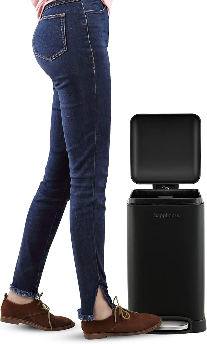 happimess HPM1012B Betty Retro Mini 3.2-Gallon Step-Open Trash Can - Image 3