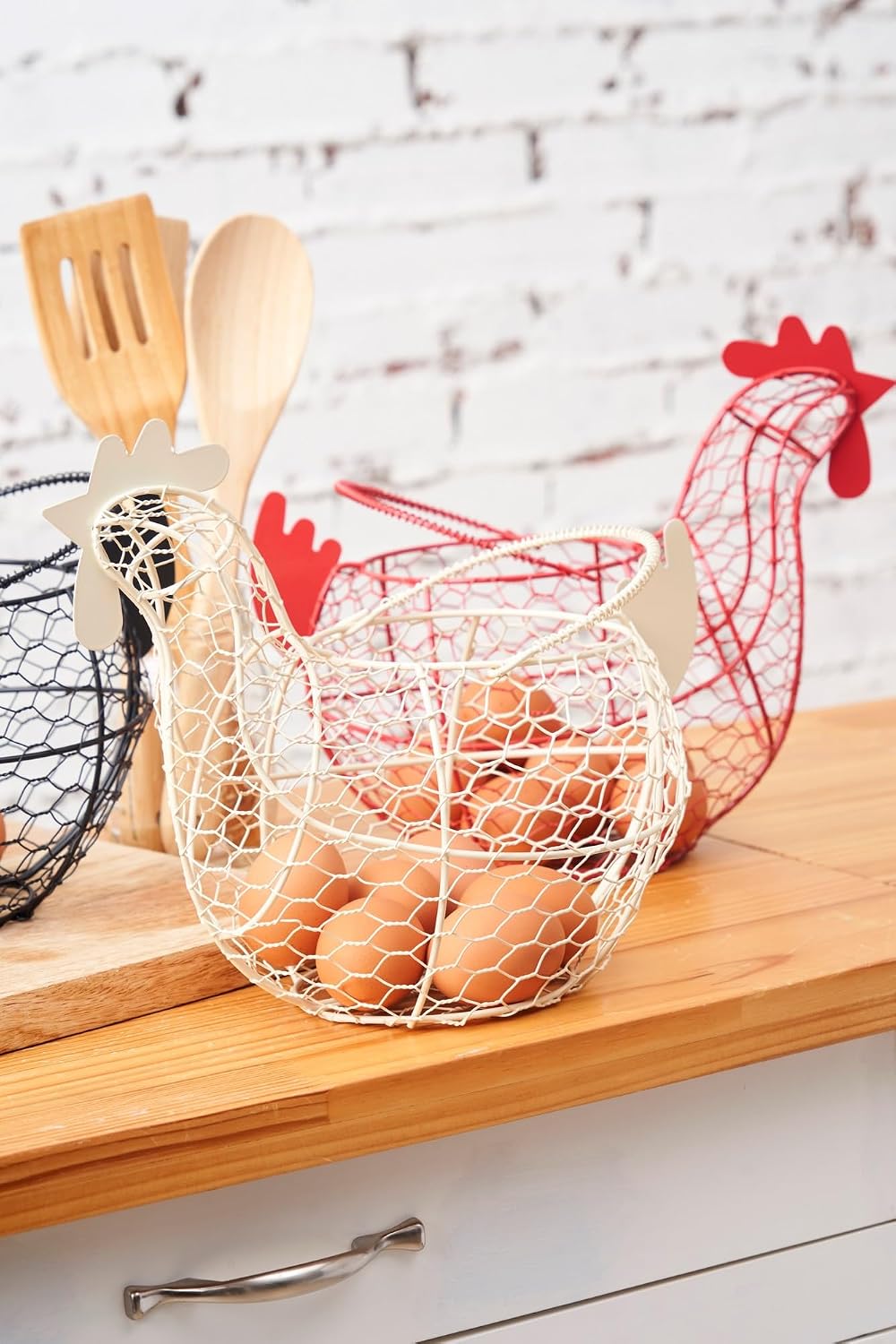 Tag 11.5 Antique White Farmhouse Rustic Vintage Chicken Wire Egg Basket With Handle For Egg Holder Fruit And Kitchen Living Room Home Rooster Decor Decoration Collecting And Countertop Storing Eggs