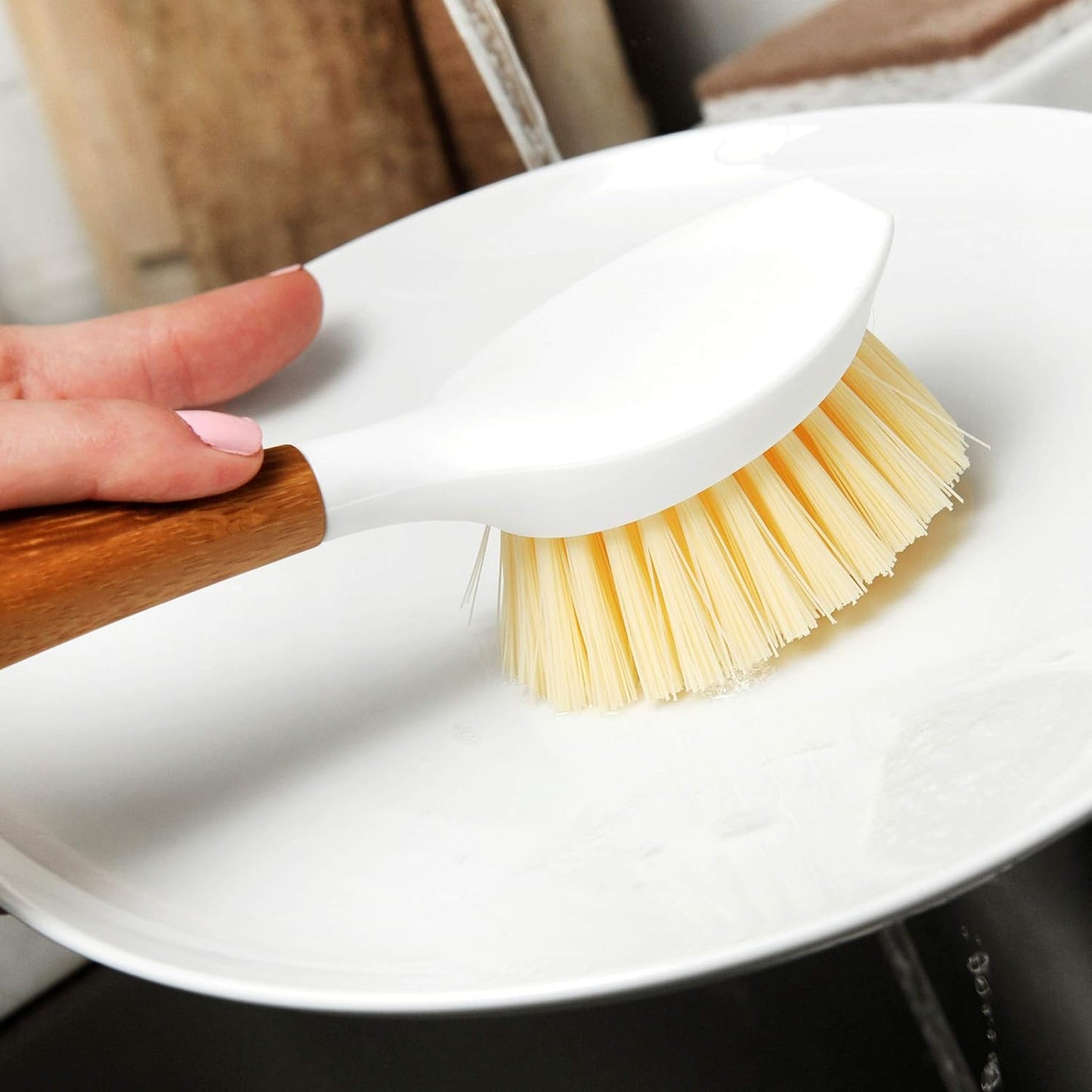 Full Circle Daily Dish Brush-Bamboo Handle Dish Brush–Sustainable Kitchen Cleaning with Tough Bristles-Natural Dish Scrubber,Nonstick & Cast Iron Cleaner-Long Handle Brush for Dishes,Pots,and Pans
