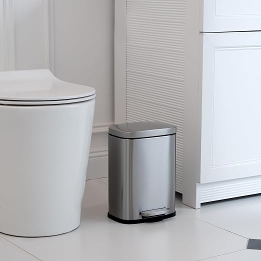 Amazon Basics Smudge Resistant Mini Rectangular Trash Can - Image 3