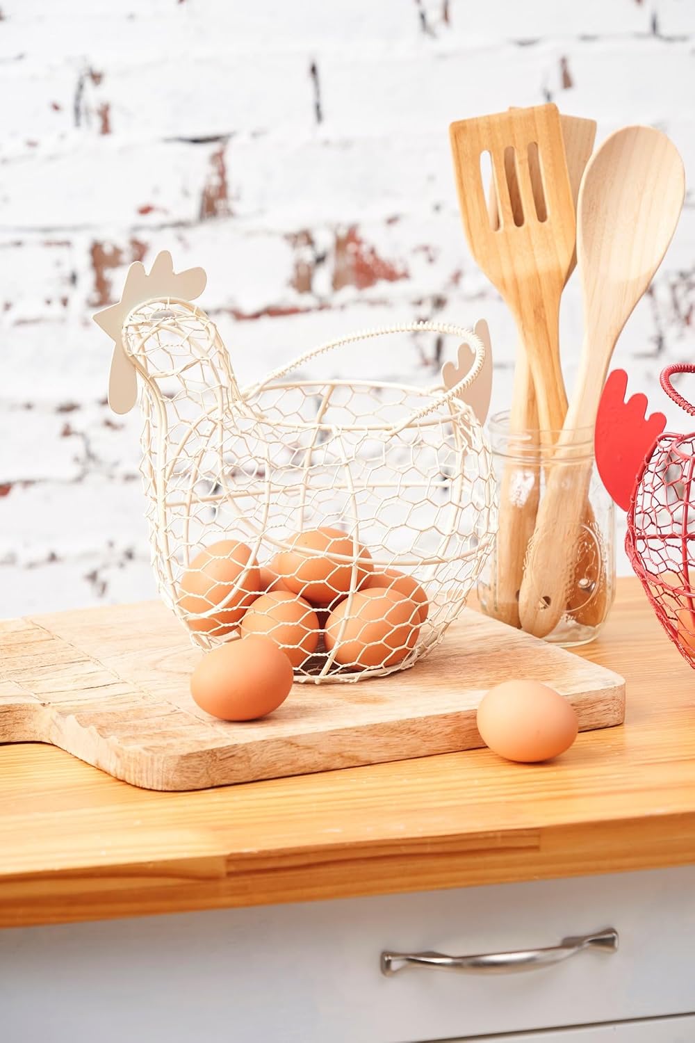Tag 11.5 Antique White Farmhouse Rustic Vintage Chicken Wire Egg Basket With Handle For Egg Holder Fruit And Kitchen Living Room Home Rooster Decor Decoration Collecting And Countertop Storing Eggs